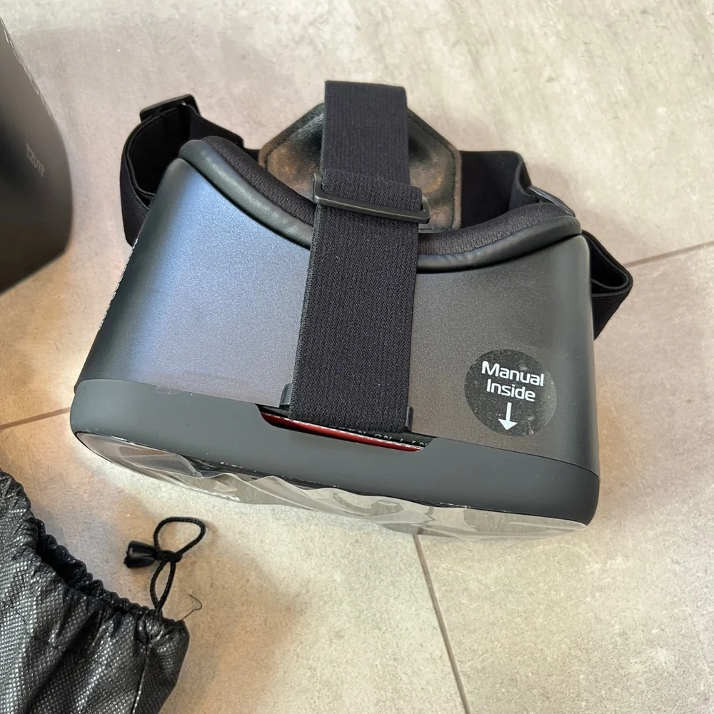NIB Dream Vision Virtual Reality smartphone headset - works w all VR apps! Gift?